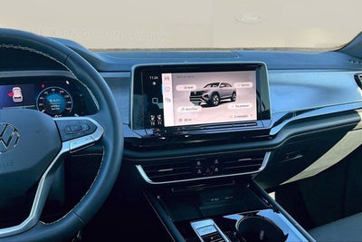 2024 Volkswagen Atlas Cross Sport 2.0T SE w/Technology