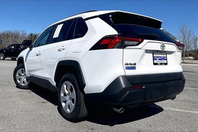 2021 Toyota RAV4 LE