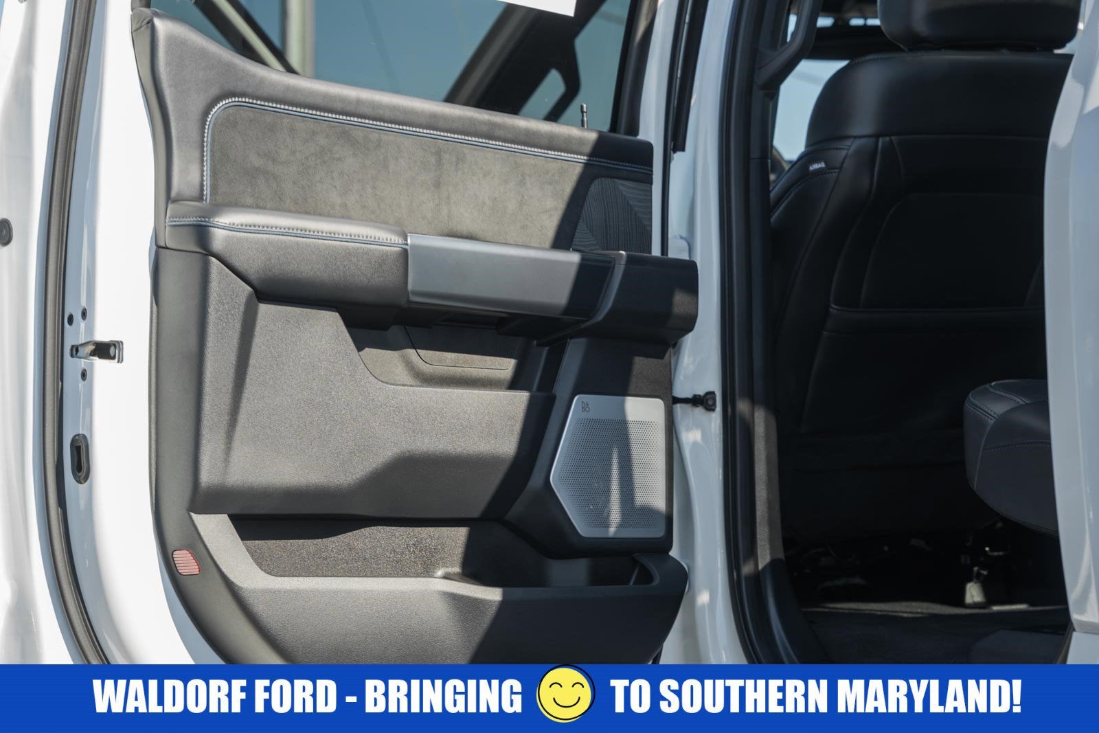 2025 Ford Super Duty F-350 DRW Platinum