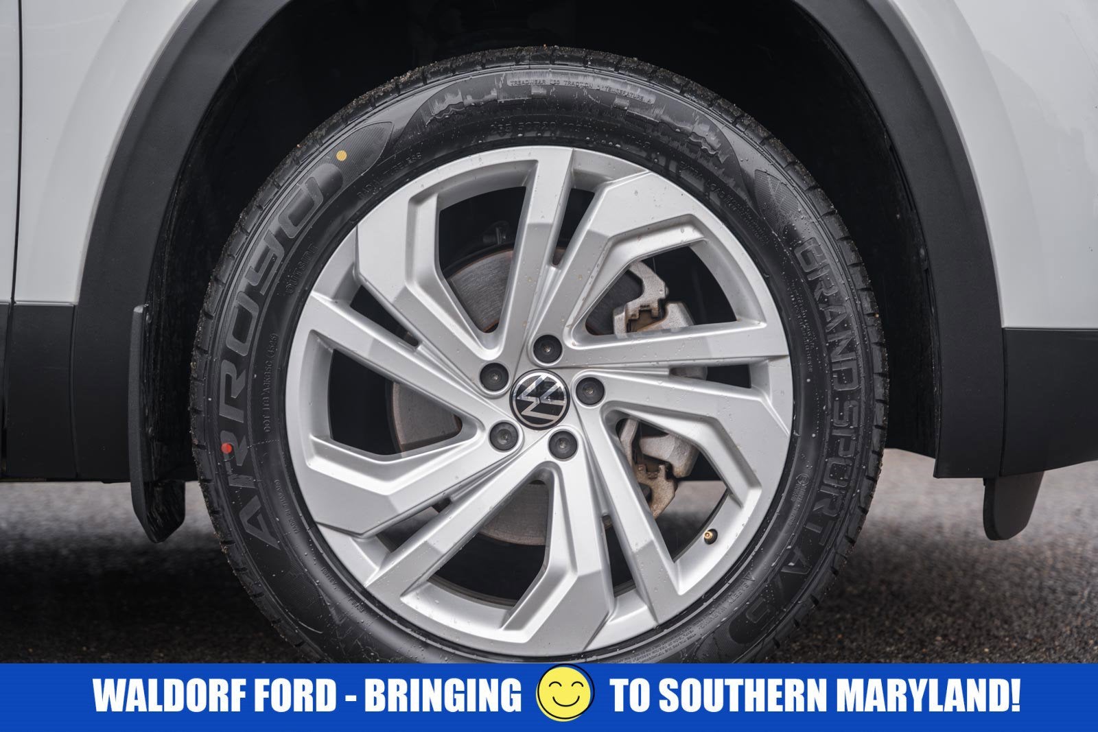 2023 Volkswagen Atlas 3.6L V6 SE w/Technology