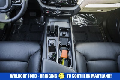 2025 Volvo XC60 Plus