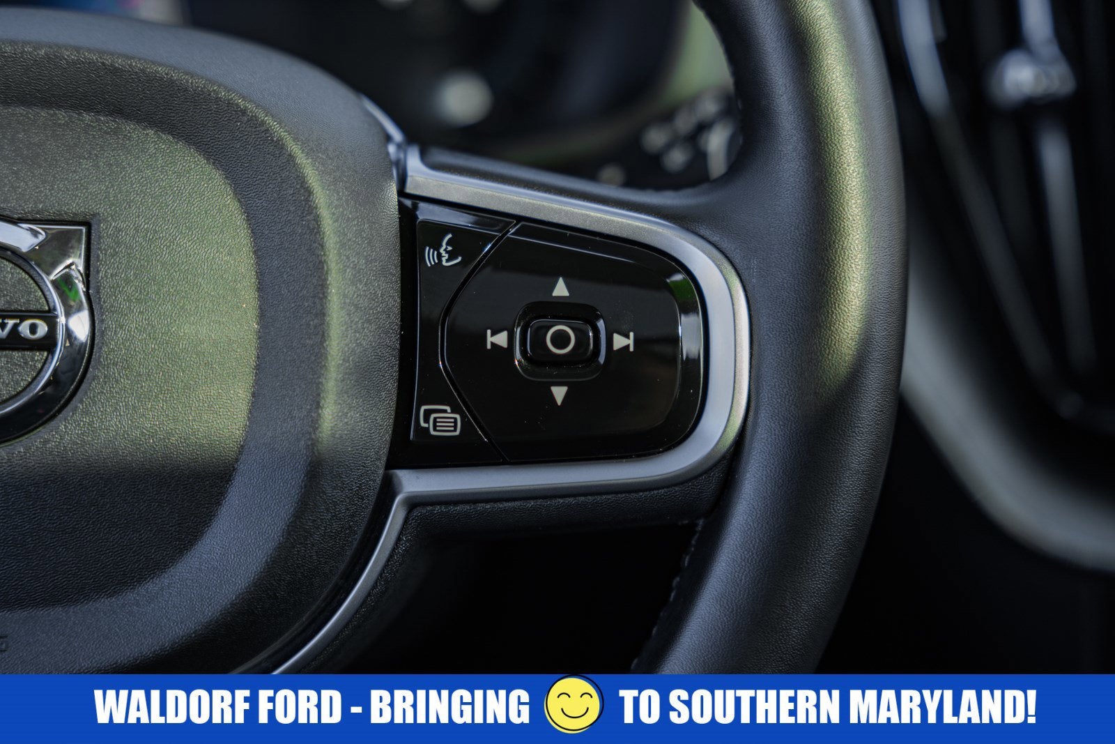 2025 Volvo XC60 Plus