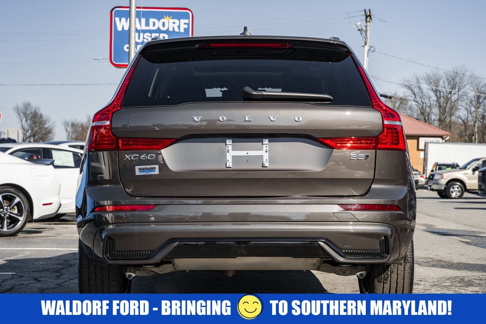 2025 Volvo XC60 Plus